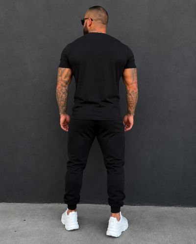 Echipă sportivă masculină (trening și tricou) – 58