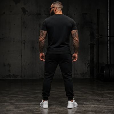 Echipă sportivă masculină (trening și tricou) – 76