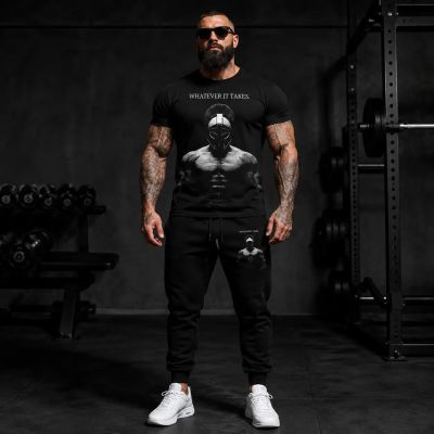 Echipă sportivă masculină (trening și tricou) – 85