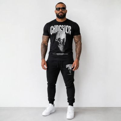 Echipă sportivă masculină (trening și tricou) – 104
