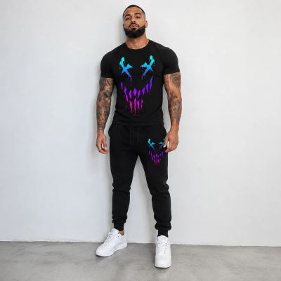 Echipă sportivă masculină (trening și tricou) – 105