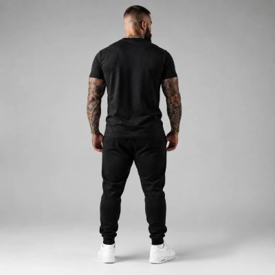 Echipă sportivă masculină (trening și tricou) – 109