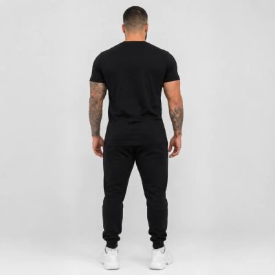 Echipă sportivă masculină (trening și tricou) – 117