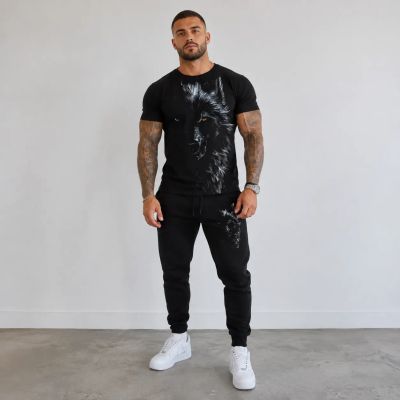 Echipă sportivă masculină (trening și tricou) – 65