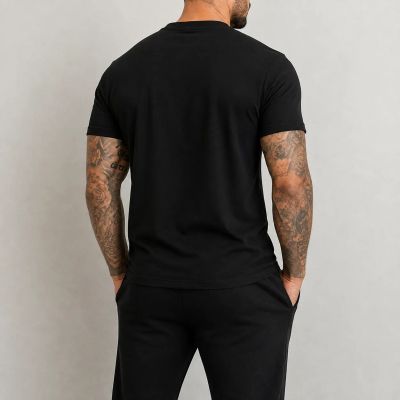 Echipă sportivă masculină (trening și tricou) – WARNING